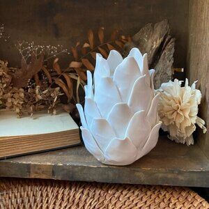 Two's Company - White Single Porcelain Artichoke Tealight Holder